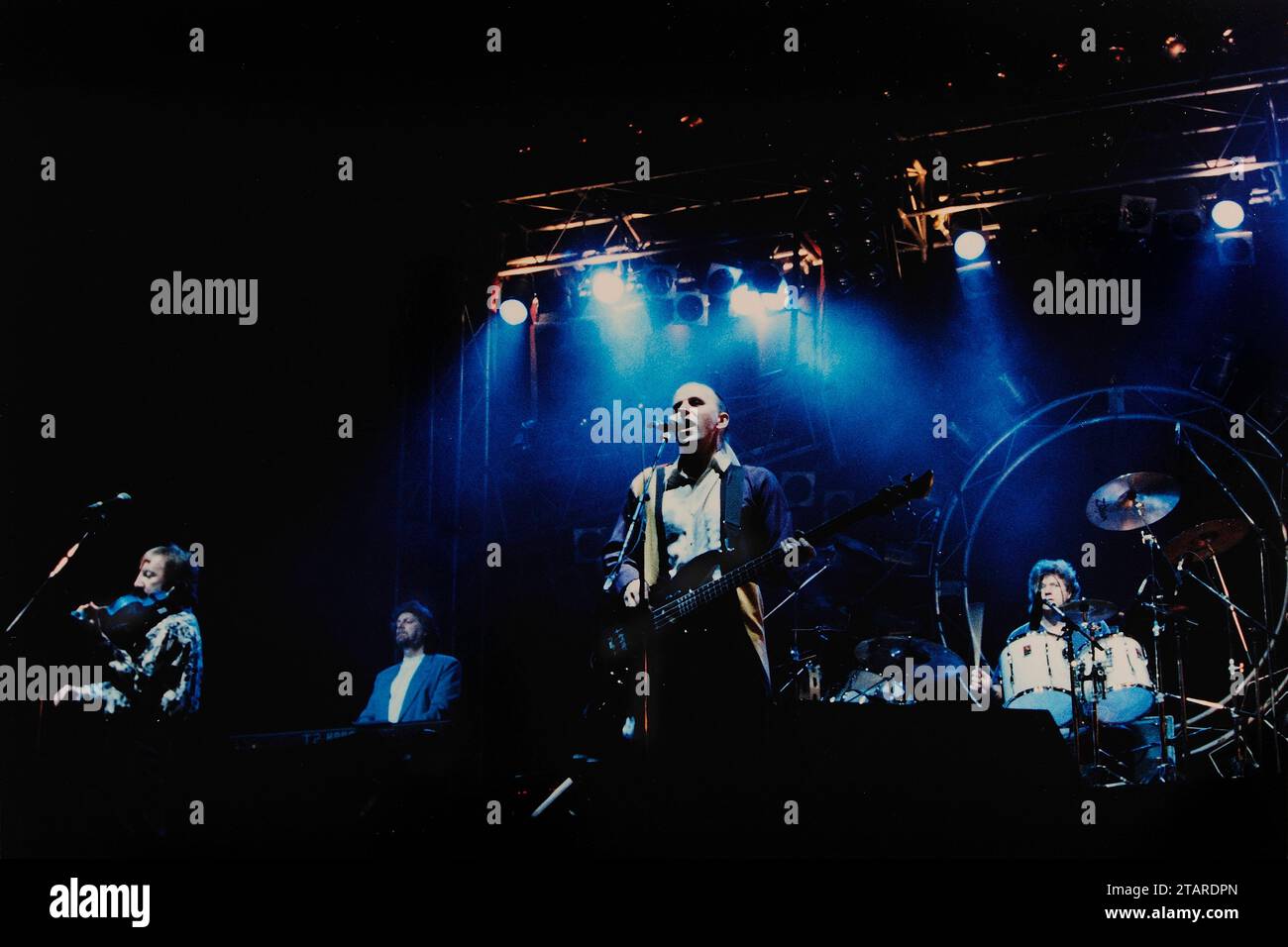 Electric Light Orchestra, Electric Light Orchestra Rock and Roll Hall of Fame, Foto Kazimierz Jurewicz, das Electric Light Orchestra (ELO) ist eine englische Rockband, die in Birmingham gegründet wurde, ELO, Electric Light Orchestra - britische Rockgruppe ELO, Foto Kazimierz Jurewicz, Live, Show, Ticket to the Moon“,„Without Someone“, „10538 Overture“, „Can't get it out of my Head“, „Evil Woman“, „Four Little Diamonds“, „Strange Magic“, „Telephone Line“, „Livin' Thing“, „Shine a Little Love“, „Don't bring me down“, „Rock’n’Roll is King“, „Hold on Tight“, „Here is the News“ Stockfoto