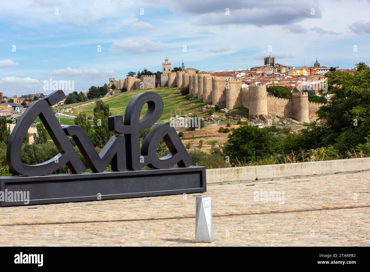 Blick vom Aussichtspunkt über die spanische Festungsstadt Avila Stockfoto