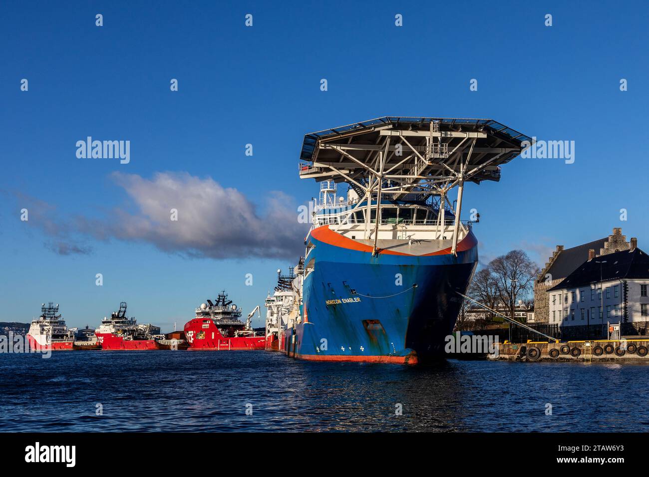 Ein DP2 Mehrzweck-ROV und Leichtbauschiff Horizon Enabler in Festningskaien, Bergen, Norwegen. Stockfoto