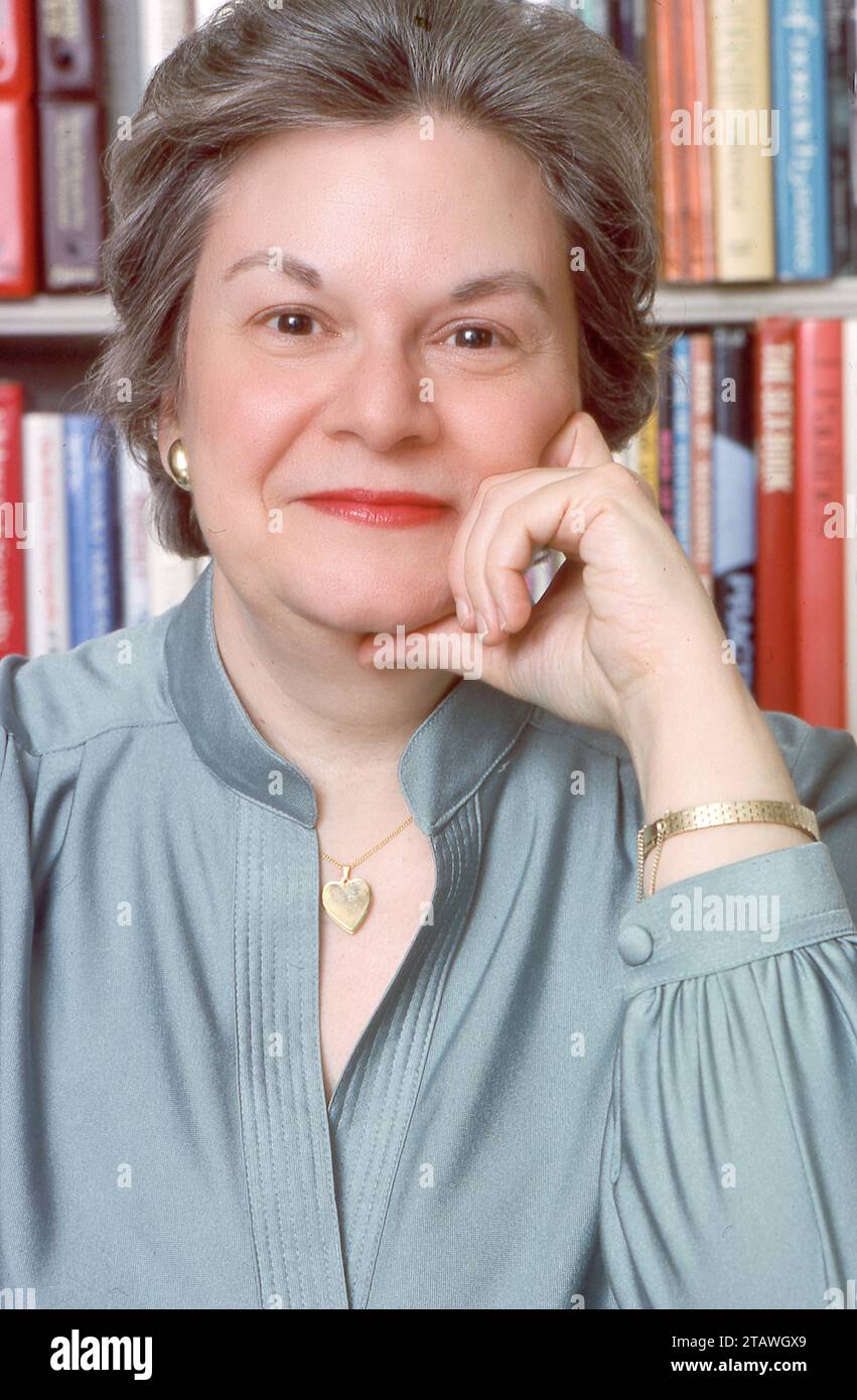Ein Porträt der verstorbenen Janet Louise Roberts, einer Bibliothekarin, die zur Romanschriftstellerin wurde. Sie schrieb auch unter den Namen Louisa Bronte, Rebecca Danton, Janette Radcliffe. 1979 in Manhattan. Stockfoto