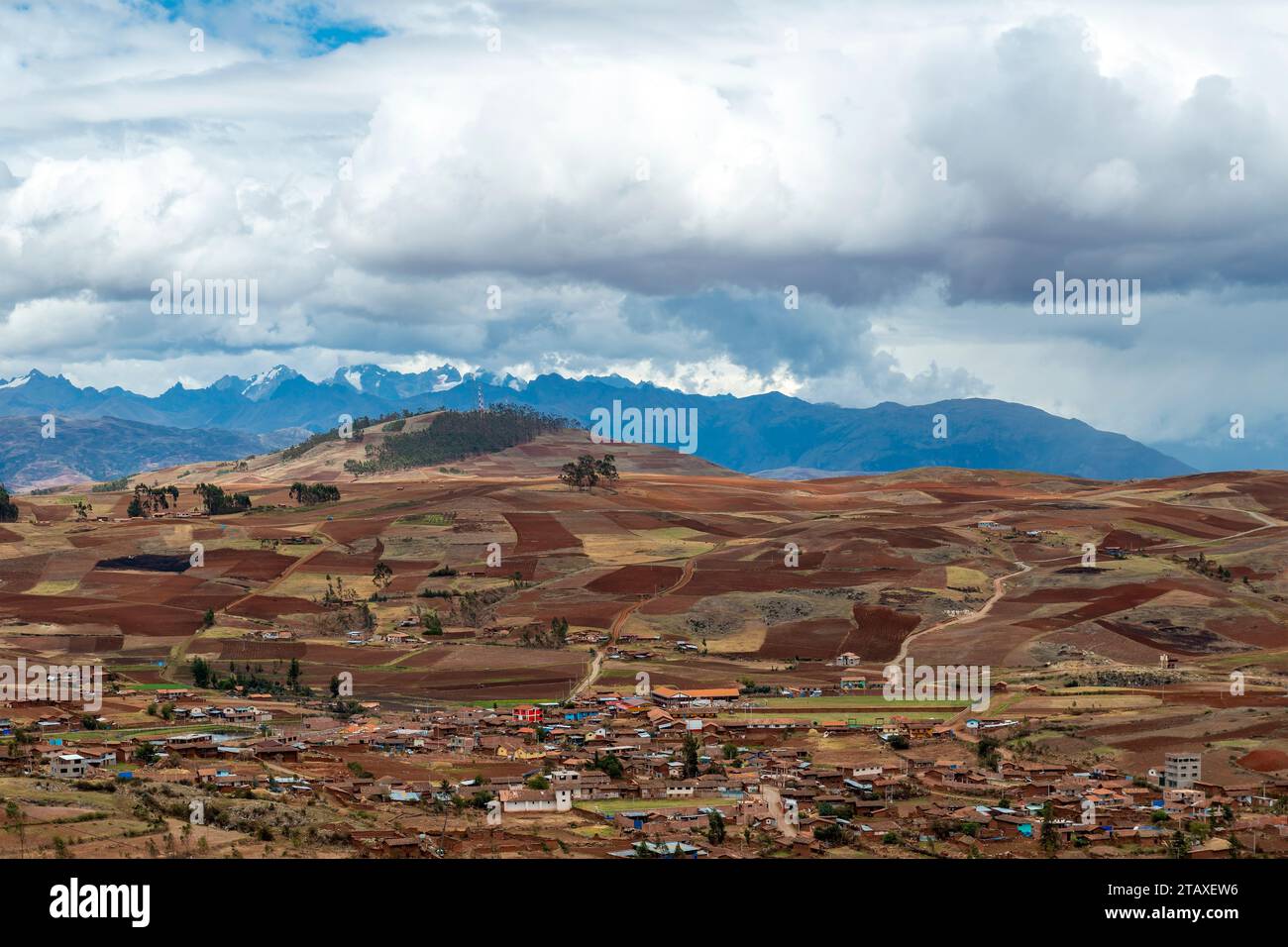 Landwirtschaftsdorf im Heiligen Tal der Inka, Cusco, Peru. Stockfoto
