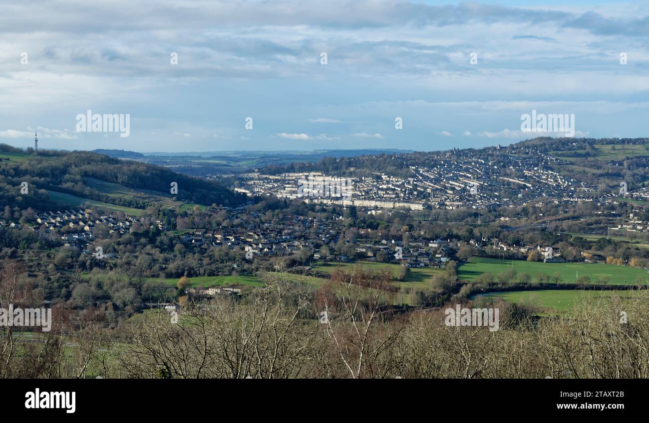 Blick in Richtung Bathampton, Bath und Lansdown von Bowne’s Folly, Bathford, Bath und Northeast Somerset, Großbritannien, Januar 2023. Stockfoto