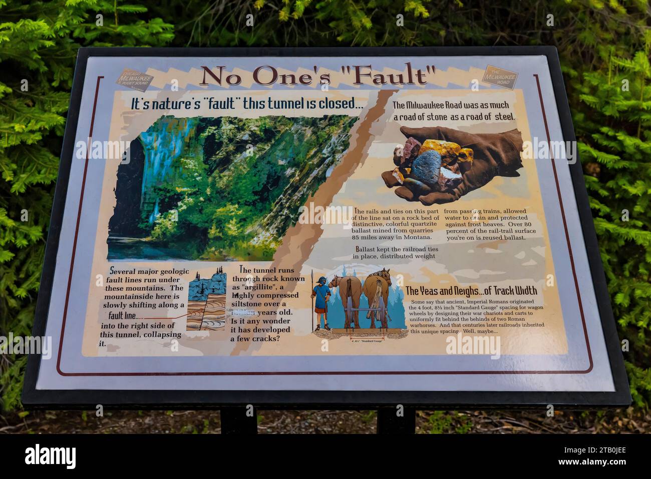 Deutliches Zeichen über die Schließung des Tunnels wegen geologischer Verwerfungen entlang des Hiawatha Scenic Bike Trail, Montana und Idaho, USA [keine Veröffentlichung; Editorial Licens Stockfoto