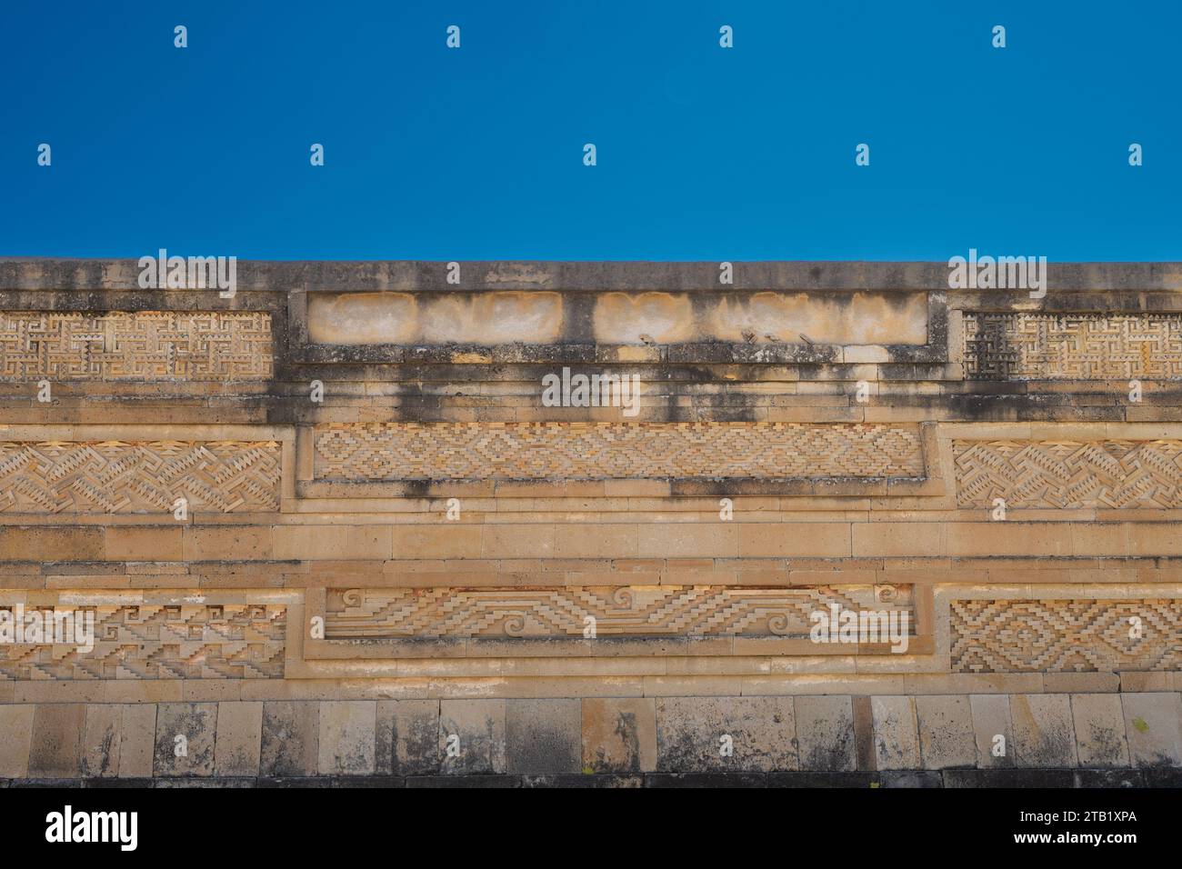 Ahnenarchitektur der präkolumbischen Stadt Mitla Stockfoto