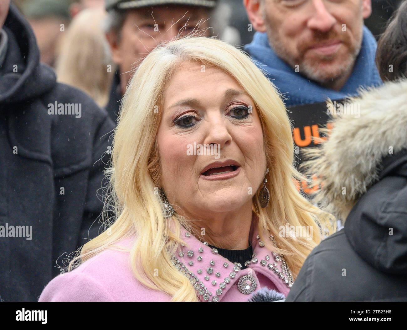 Vanessa Feltz nahm am 26. November 2023 am Marsch gegen Antisemitismus Teil Stockfoto