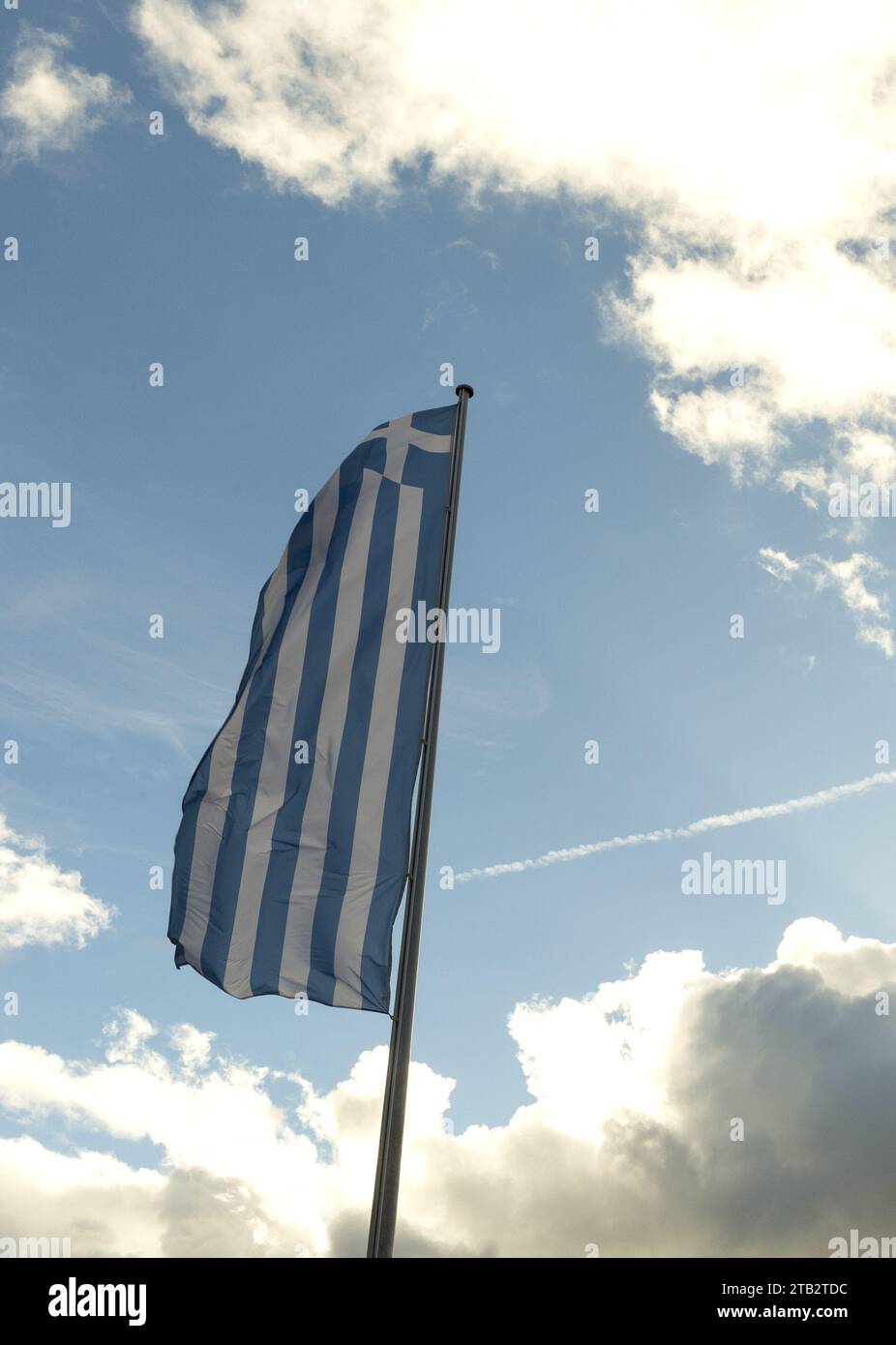 Griechische Flagge auf dem Pfosten Stockfoto