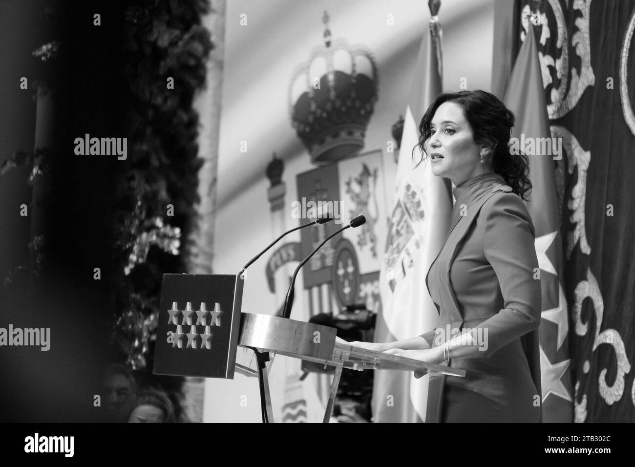 Die Präsidentin der Gemeinschaft Isabel Díaz Ayuso nimmt am 4. Dezember 2023 im Real Casa de Correos in Madrid, Spanien, an den Veranstaltungen zum 45. Jahrestag der spanischen Verfassung Teil. (Foto: Oscar Gonzalez/SIPA USA) (Foto: Oscar Gonzalez/SIPA USA) Stockfoto