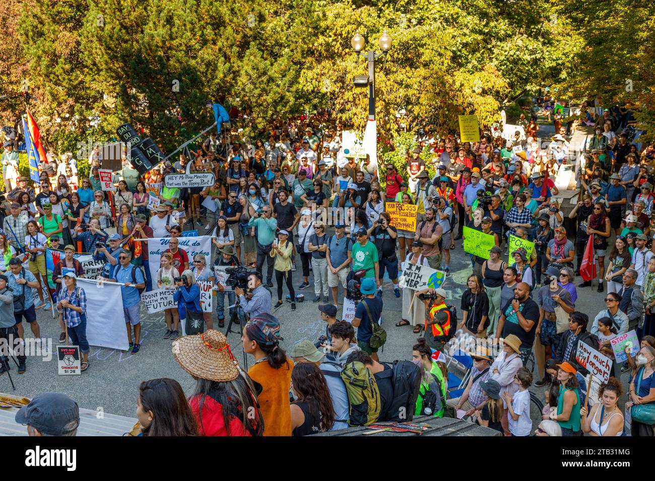 Vancouver, Kanada - 15. September 2023: Globaler Klimastreik vor dem Rathaus von Vancouver. Stockfoto