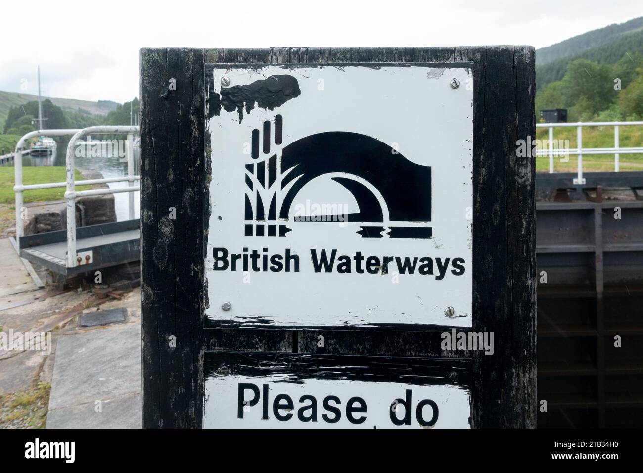 British Waterways Schild und Logo Caledonian Canal, Scotland, UK (jetzt Scottish Canals in Schottland) Stockfoto