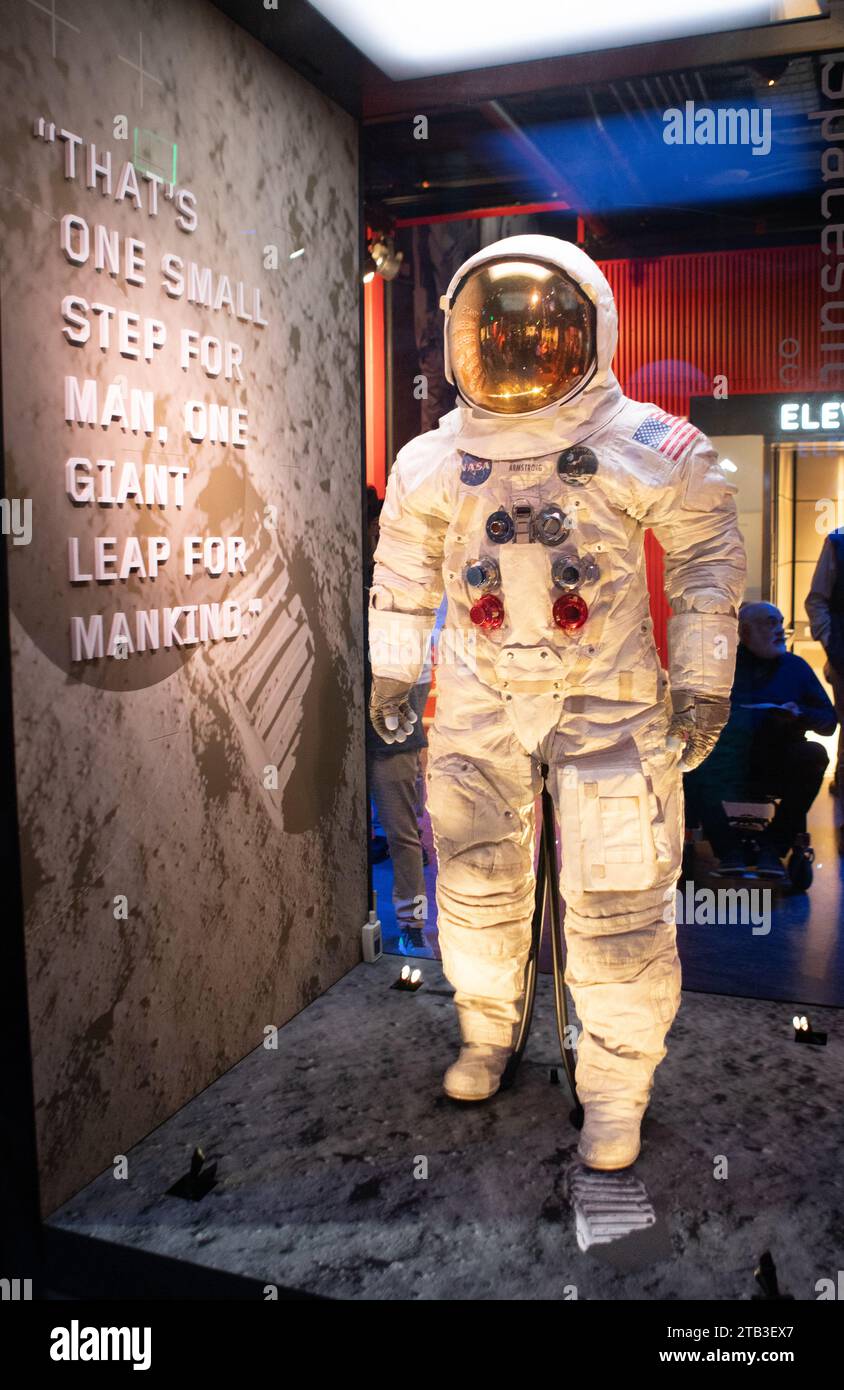 Das National Air and Space Museum der Smithsonian Institution ist ein Museum in Washington, D.C., in den Vereinigten Staaten, das der menschlichen Flucht gewidmet ist Stockfoto