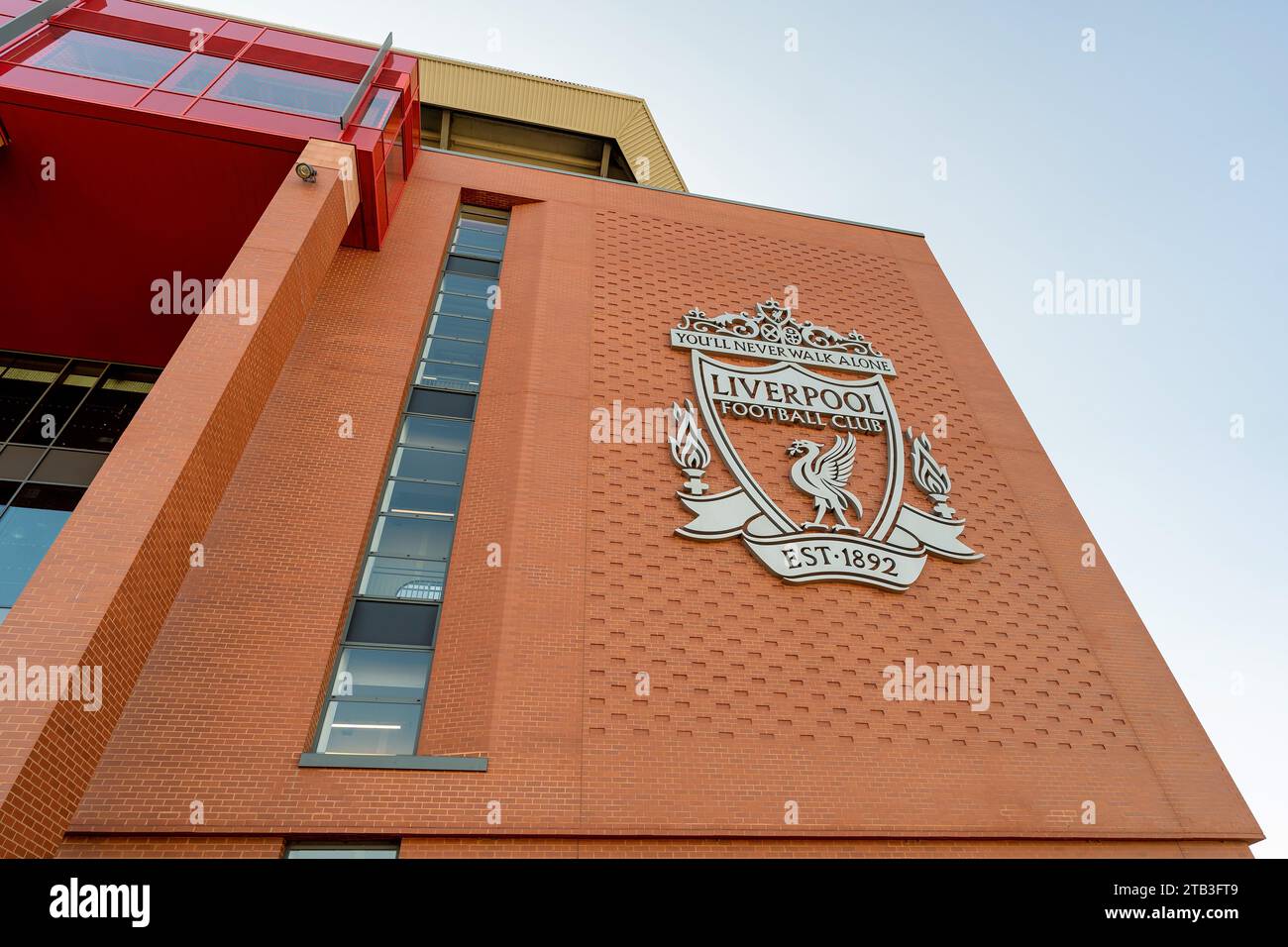 Das Wappen oder Logo des Liverpool Football Club, Anfield Stadium Stockfoto