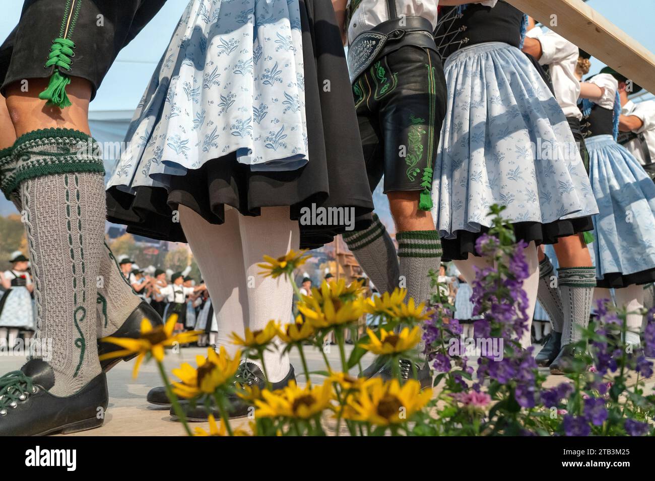 133. Gautrachtenfest des Gauverbandes I (Bayerischer Trachtenverband)D'Raschenberger Teisendorf Generalprobe im großen Festzelt Stockfoto