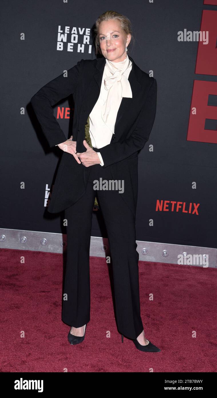 New York City, Usa. Dezember 2023. Alexandra Wentworth bei Netflix’s Leave the World Behind NY Premiere am 4. Dezember 2023 im Paris Theater in New York City, NY, USA am 4. Dezember 2023. Foto: MM/ABACAPRESS.COM Credit: Abaca Press/Alamy Live News Stockfoto