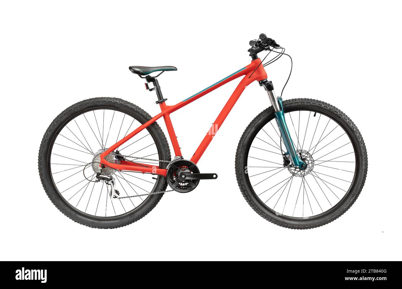 Mountainbike isoliert auf weiß. Modernes Cross-Country-Bike mit rotem Rahmen und 29-Zoll-Rädern. Sportkonzept. Stockfoto