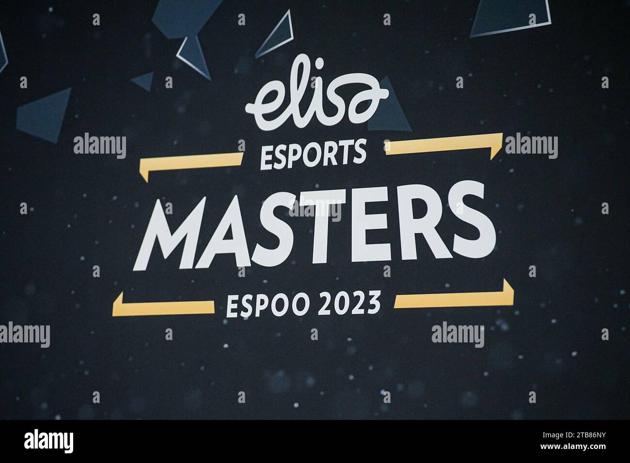 HELSINKI, FINNLAND - NOVEMBER 30: Logo an der Wand während des Elisa Masters Espoo 2023 - Tag 2 im Elisa Hauptquartier am 30. November 2023 in Helsinki, Finnland. (Foto: Gabriel Calvino Alonso/Orange Pictures) Stockfoto