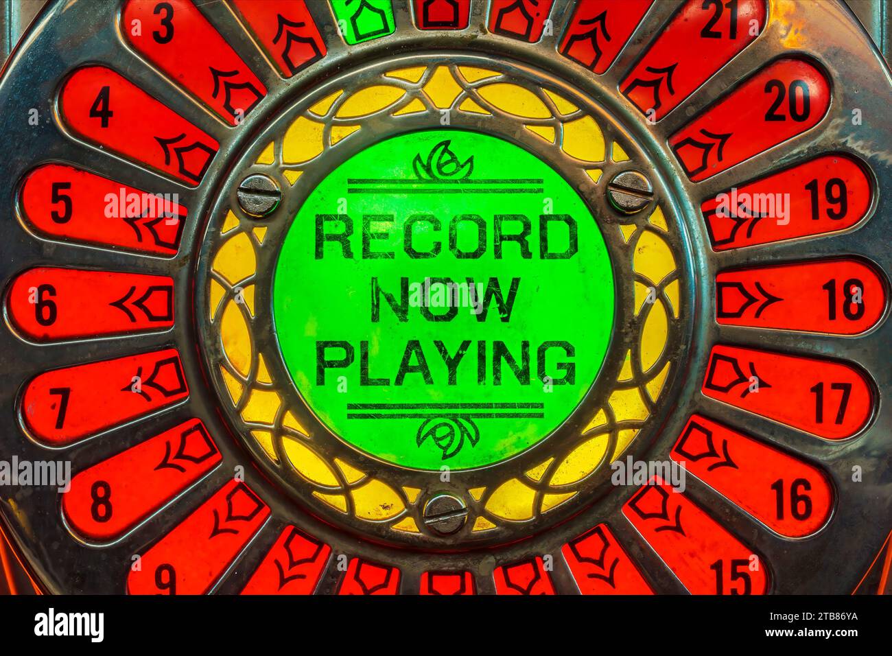 Detail einer Vintage-Jukebox mit Text „jetzt aufnehmen“ Stockfoto