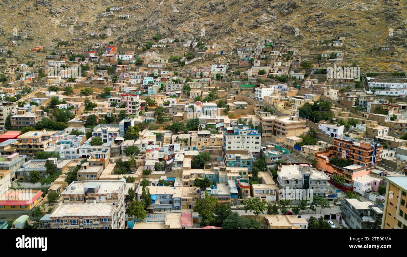 Luftaufnahme von Häusern auf den Hügeln in Kabul-Stadt Afghanistan Stockfoto