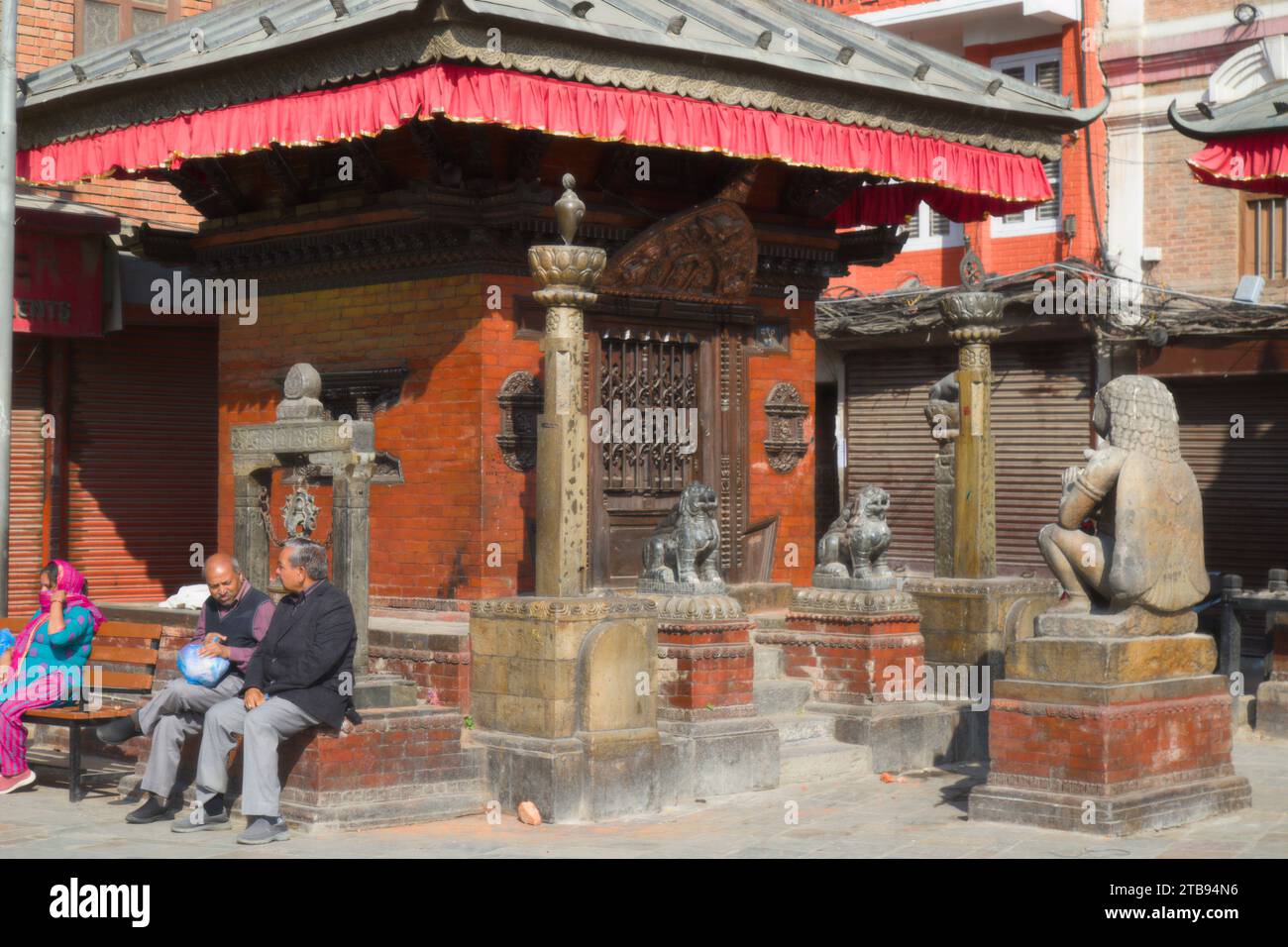 Nepal, Kathmandu, Makhan Tole, Vishnu-Tempel, Garuda-Statue, Stockfoto