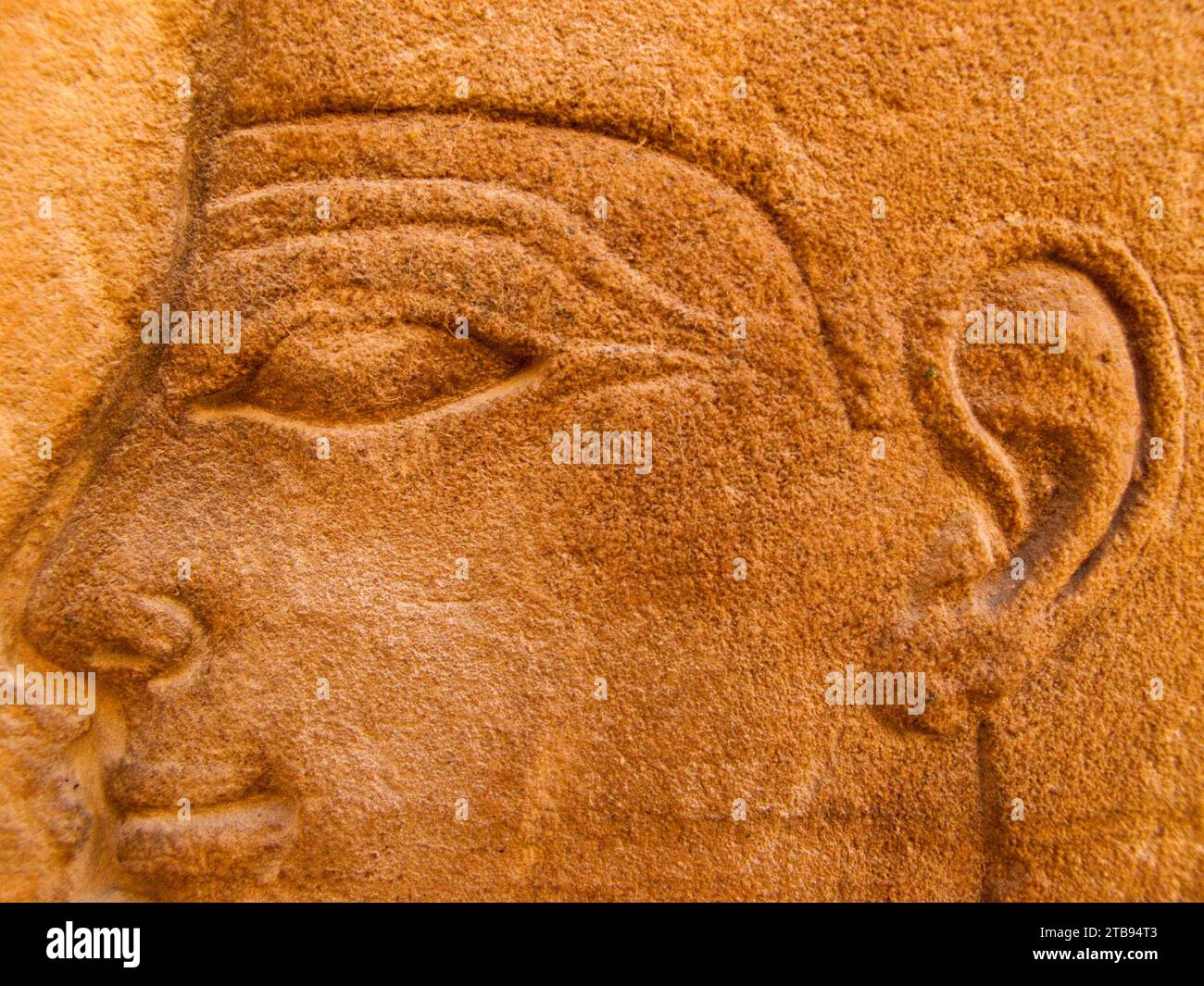 Detail eines Wandreliefs in Medinet Habu; Luxor, Ägypten Stockfoto