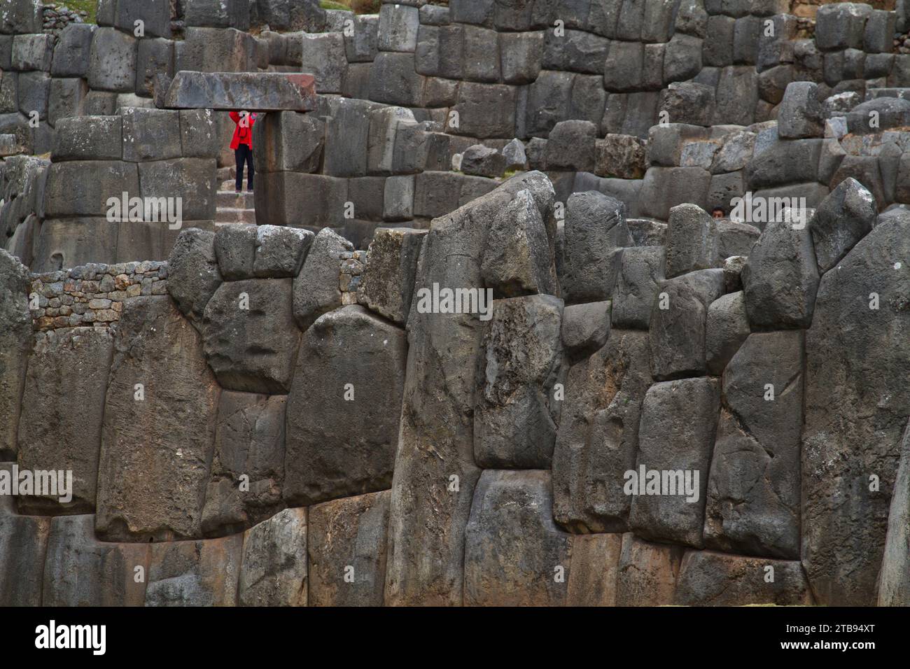 Teil der Ruinen des von Sacsayhuaman ummauerten Komplexes; Cuzco, Peru Stockfoto