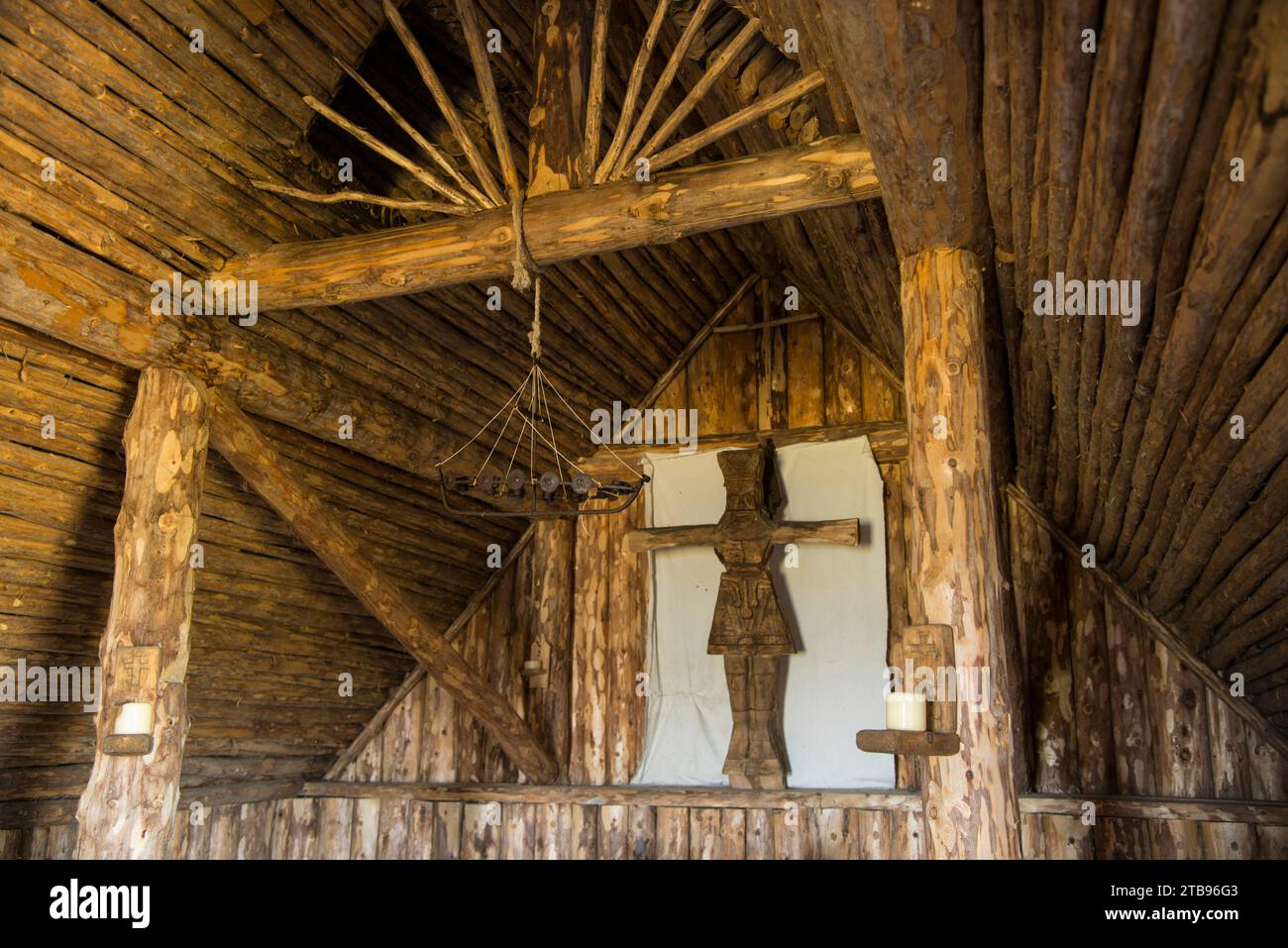 Altar an der Kirche in Norstead, einem wiedererrichteten Wikingerdorf an der L’Anse aux Meadows National Historic Site Stockfoto