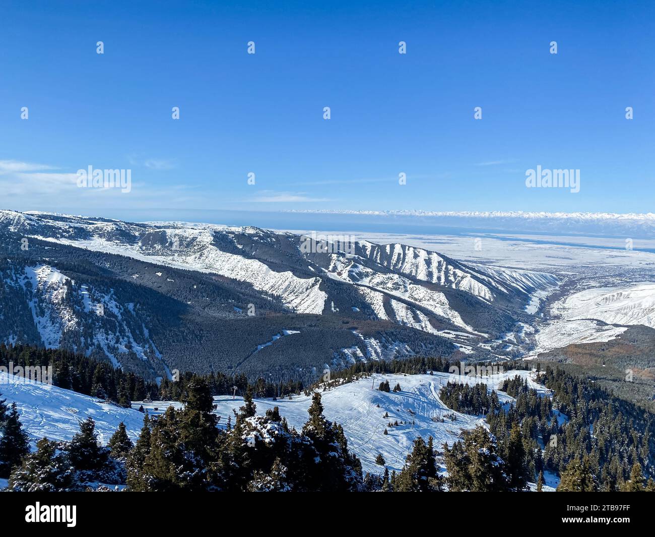 Luftaufnahme von Schnee bedeckt Berge Stockfoto