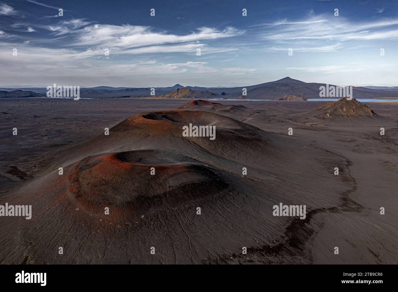 Bizarre und surrealistische Landschaften zeigen sich den Besuchern der Region um Landmannalaugar im südlichen Hochland Islands. Stockfoto