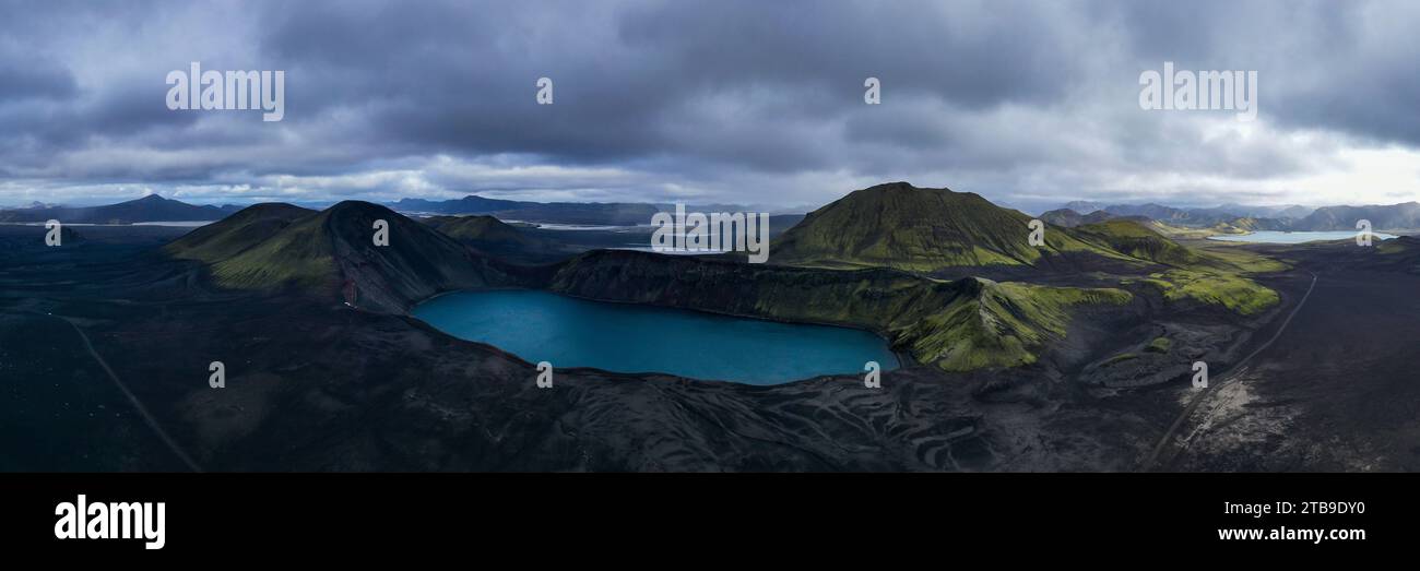 Blahylur Kratersee in der Region Fjallabak Landmannalaugar, Insel, Nordeuropa Stockfoto