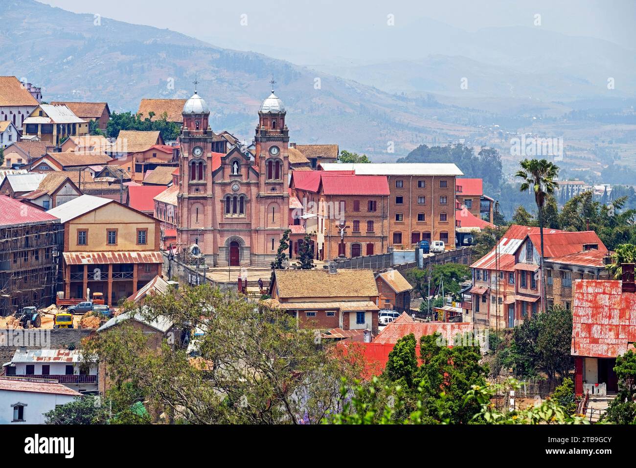Heiliger Name der Kathedrale Jesu / Cathédrale du Saint-Nom de Jésus in der Stadt Fianarantsoa, Region Haute Matsiatra, zentrales Hochland, Madagaskar Stockfoto