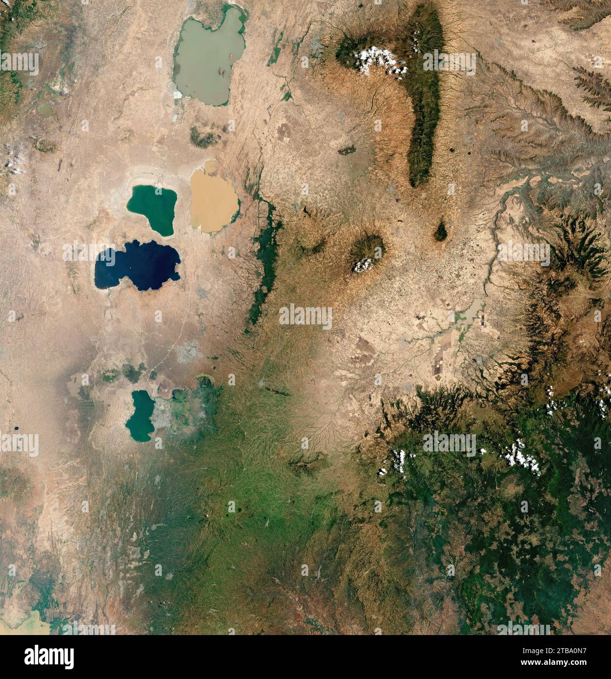 Satellitenblick in natürlichen Farben auf den Shalasee, den Abijata-See und den Langano-See. Stockfoto