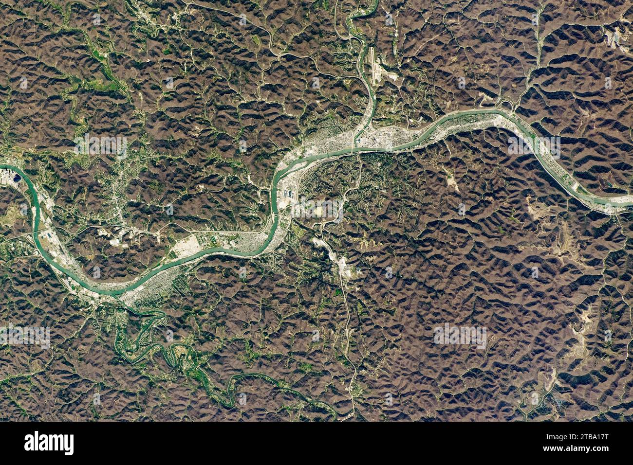 Blick aus dem Raum von Charleston, West Virginia, eingebettet in die Allegheny Mountains. Stockfoto