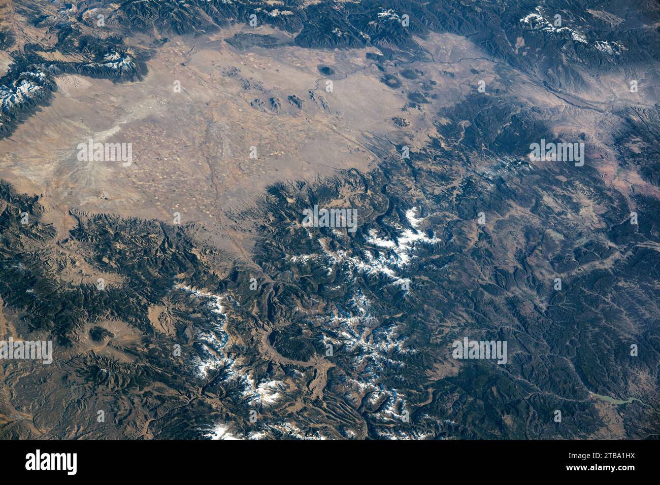 Blick aus der Luft auf das San Luis Valley entlang der Grenze von Colorado und New Mexico. Stockfoto