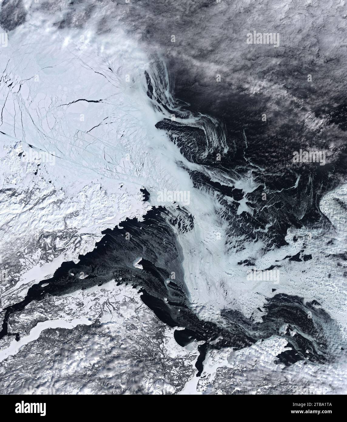 Satelliten-Blick in Naturfarben auf das Eis auf dem Labrador-Meer. Stockfoto