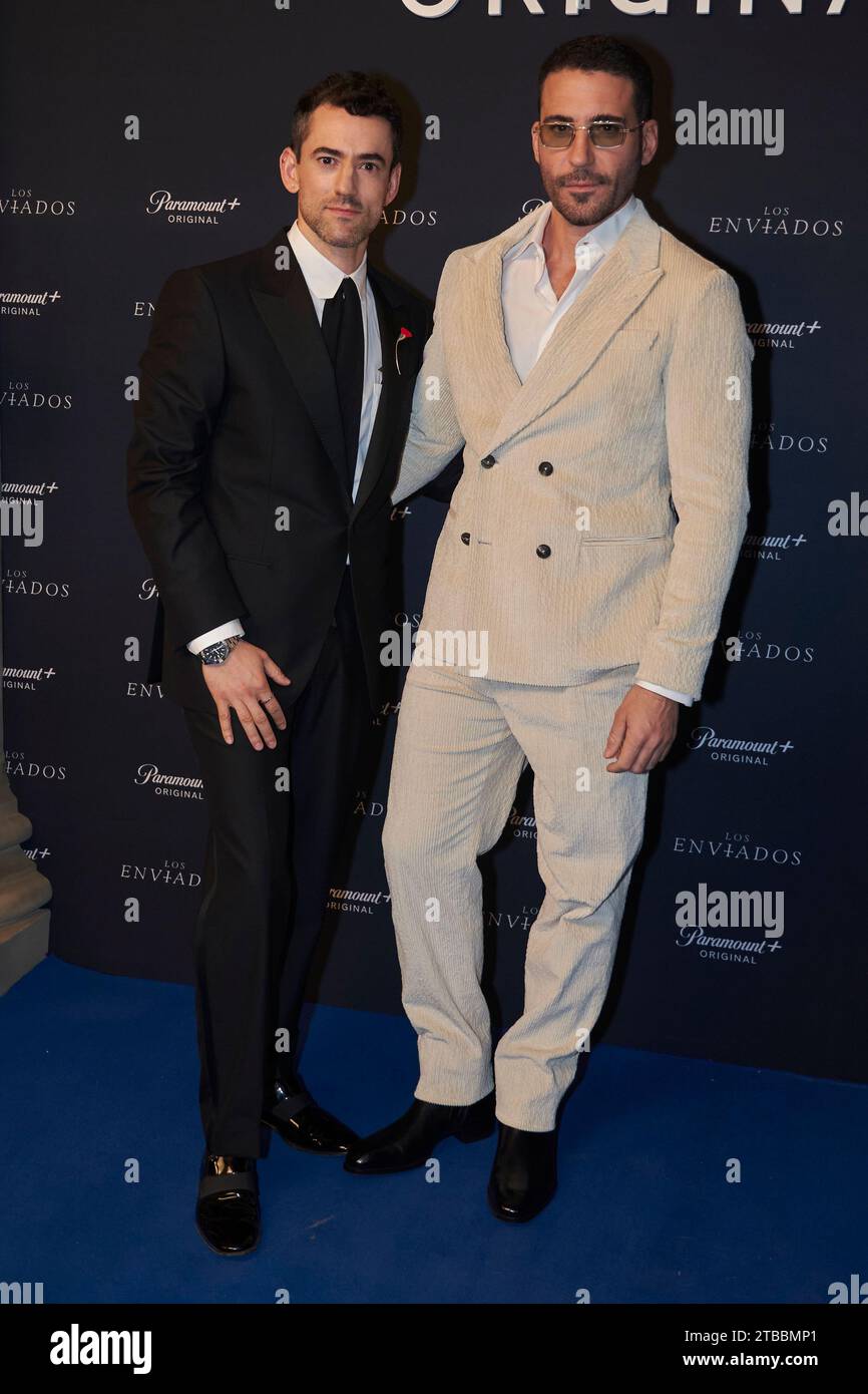 Miguel Angel Silvestre und Luis Gerardo Mendez besuchen am 5. Dezember