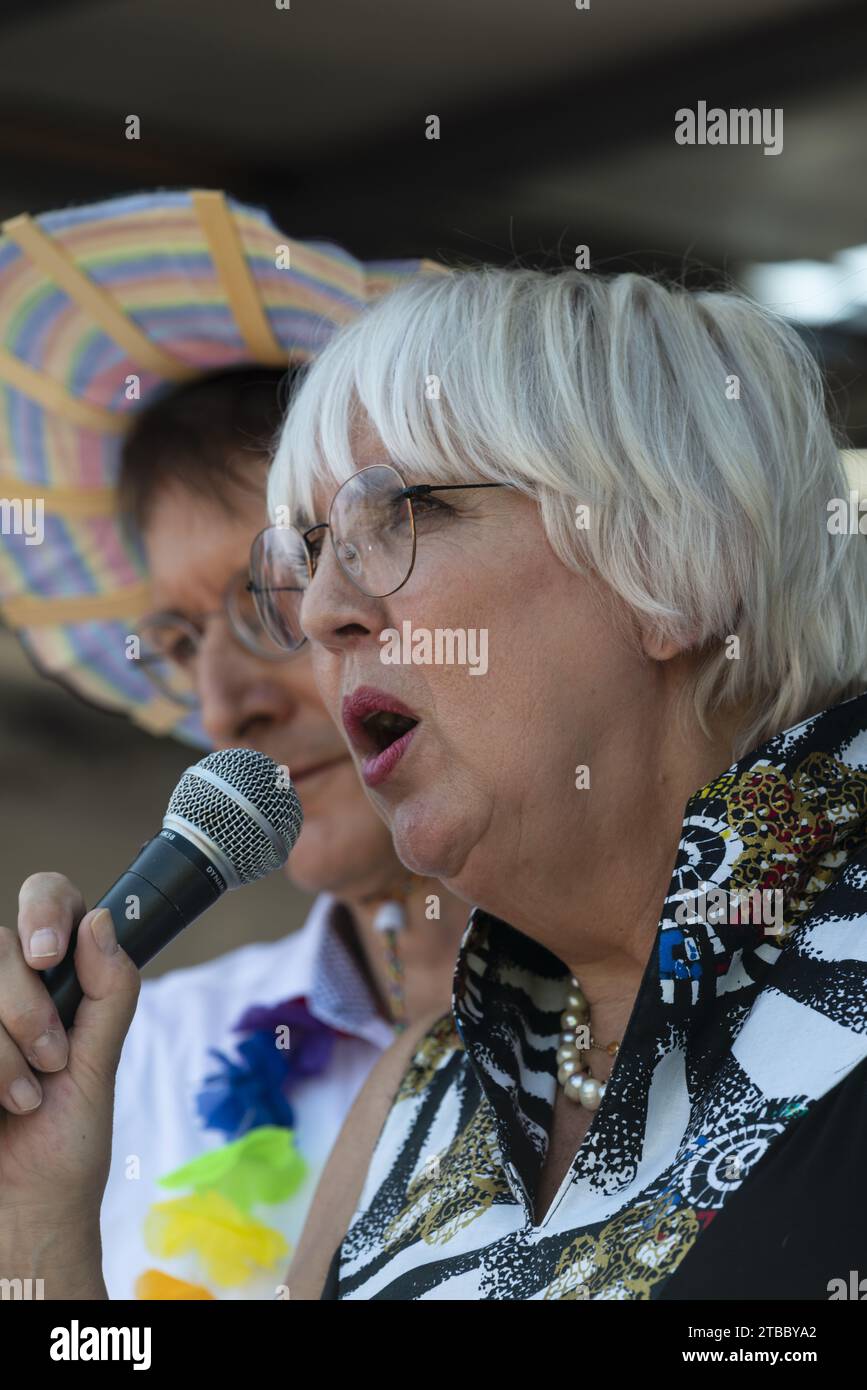 Claudia Benedikta Roth, deutsche Politikerin (Allianz 90/die Grünen), CSD, Köln, Nordrhein-Westfalen, Deutschland, Europa Stockfoto