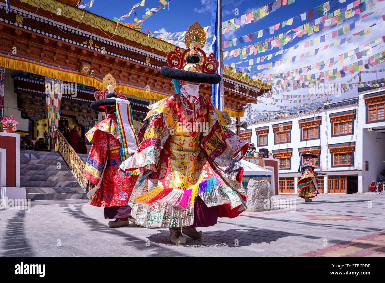 Cham-Tanz von Mönchen im Ladakh Jo Khang Temple, Leh, Ladakh, Indien Stockfoto