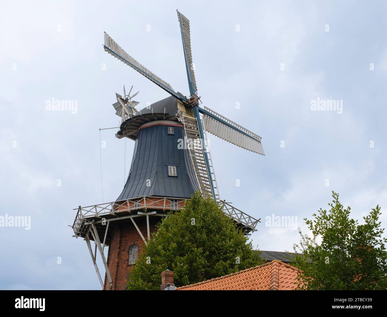Windmühle in Norden Ostfriesland Stockfoto