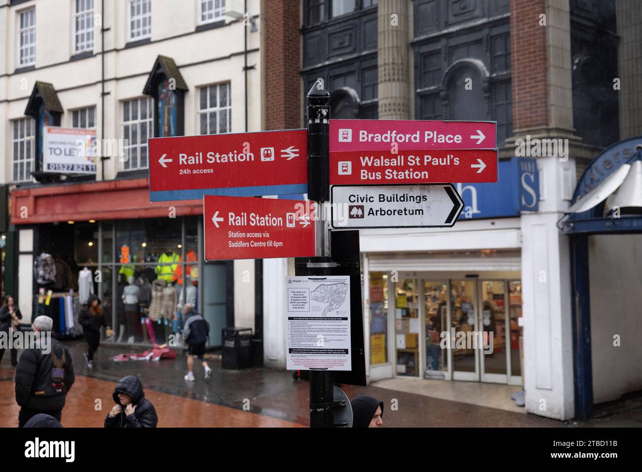 Walsall wurde zu einer der schlimmsten Weihnachtsausstellungen in Großbritannien während der Weihnachtszeit gewählt, einschließlich eines entrissenen Baumes aufgrund von Armut, Großbritannien Stockfoto