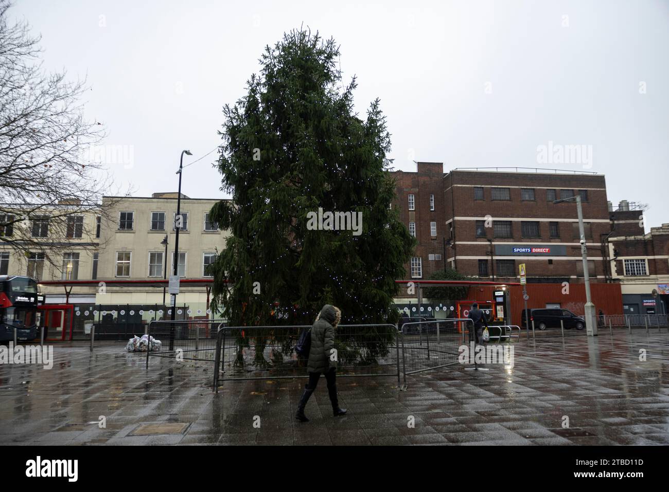 Walsall wurde zu einer der schlimmsten Weihnachtsausstellungen in Großbritannien während der Weihnachtszeit gewählt, einschließlich eines entrissenen Baumes aufgrund von Armut, Großbritannien Stockfoto