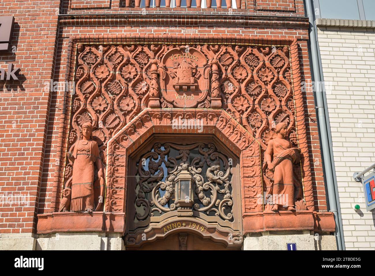 Volksbank, ehemals Gebaeude Vorschuss Verein, Kirchstraße, Altstadt, Bad Segeberg, Schleswig-Holstein, Deutschland Stockfoto