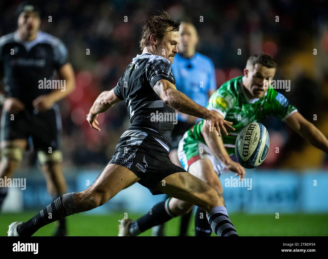 Sam Stuart von Newcastle Falcons während des Gallagher Premiership Rugby-Spiels zwischen Leicester Tigers und Newcastle Falcons bei Mattioli Woods Welford Stockfoto