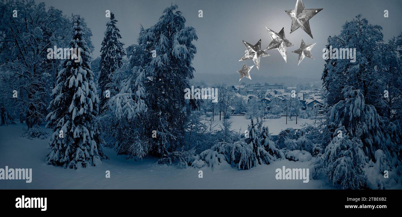 JAHRESZEITEN GRÜSSE: Weihnachten in Bad Toelz im Isartal, Oberbayern, Deutschland von Edmund Nagele FRPS Stockfoto