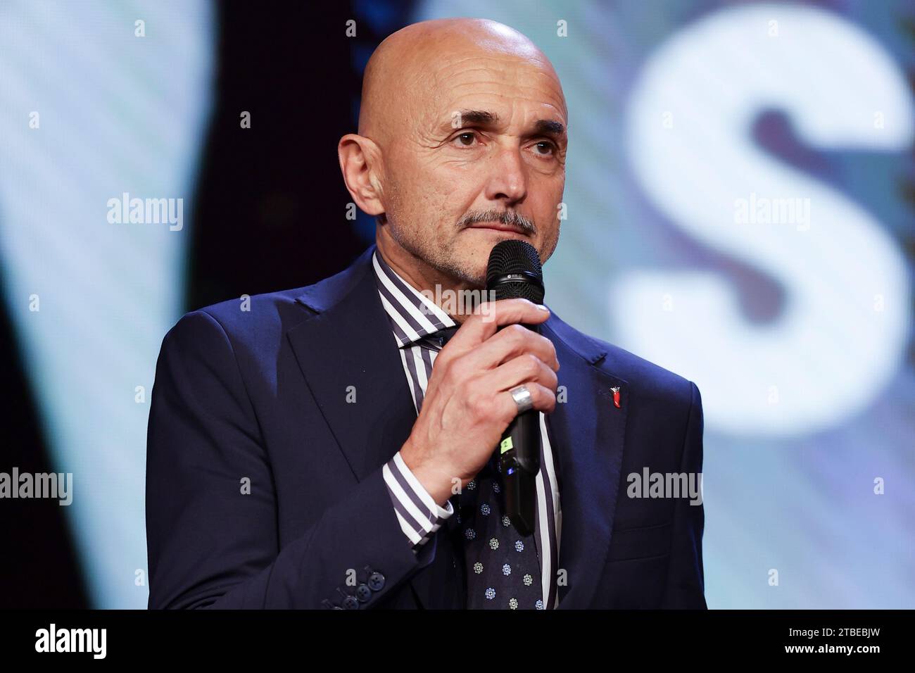 Luciano Spalletti ist ein italienischer Fußballtrainer und Cheftrainer der italienischen Nationalmannschaft während der neunten Ausgabe der Gazzetta Sports Awards, der Preisverleihung für Sportstars, organisiert von La Gazzetta dello Sport in Neapel am 6. Dezember 2023 an Bord der MSC Fantasia. Stockfoto