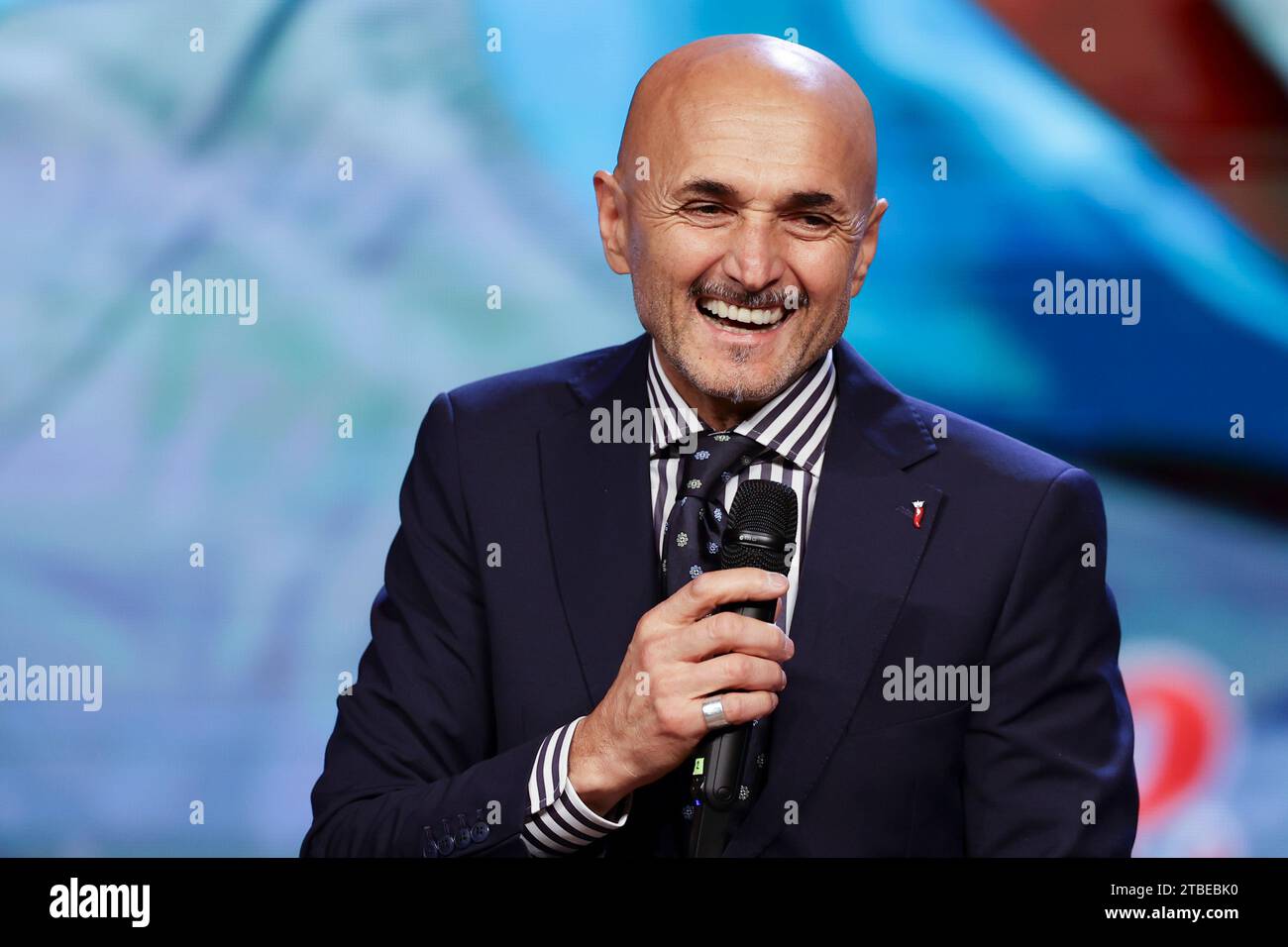 Luciano Spalletti ist ein italienischer Fußballtrainer und Cheftrainer der italienischen Nationalmannschaft während der neunten Ausgabe der Gazzetta Sports Awards, der Preisverleihung für Sportstars, organisiert von La Gazzetta dello Sport in Neapel am 6. Dezember 2023 an Bord der MSC Fantasia. Stockfoto