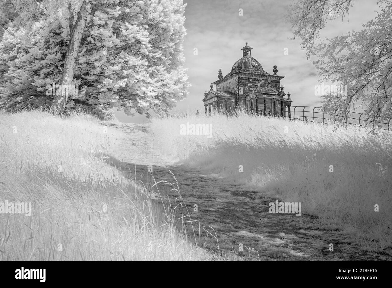 Infared, Tempel der vier Winde, Castle Howard, North Yorkshire Stockfoto
