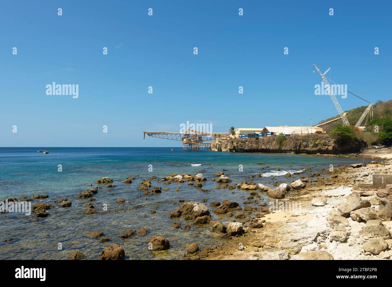 Blick auf die Phosphatladeinfrastruktur in Flying Fish Cove, Christmas Island, Australien Stockfoto