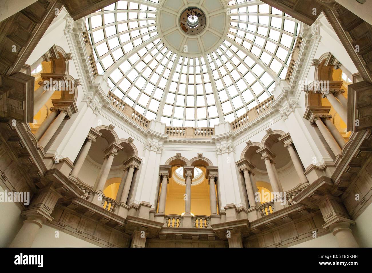 Kuppeldach im Tate Britain, London, England, Großbritannien. Stockfoto