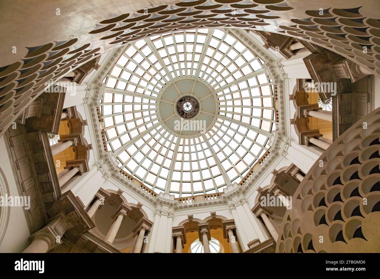 Kuppeldach im Tate Britain, London, England, Großbritannien. Stockfoto