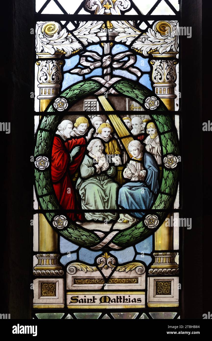 St. Matthais, St. Matthais oder Matthais der Apostel (gestorben 80 n. Chr.). Buntglasfenster in der Chester Kathedrale Stockfoto