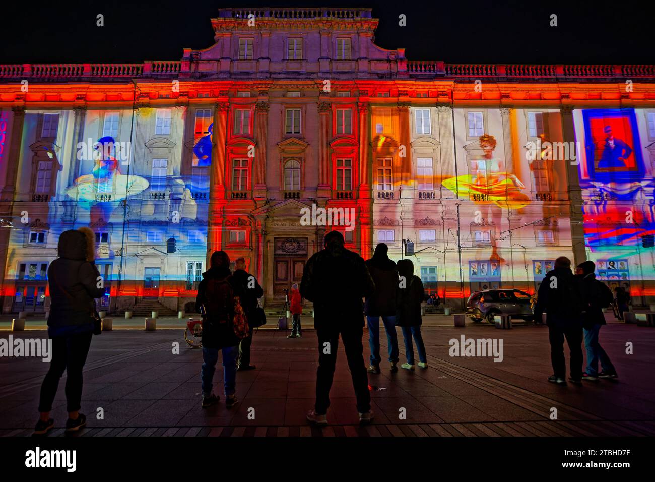 LYON, FRANKREICH, 7. Dezember 2023 : Museum der Schönen Künste während des Lichterfestes, das während vier Abenden die Schönheit Lyons zeigt, als seine Weltklas Stockfoto